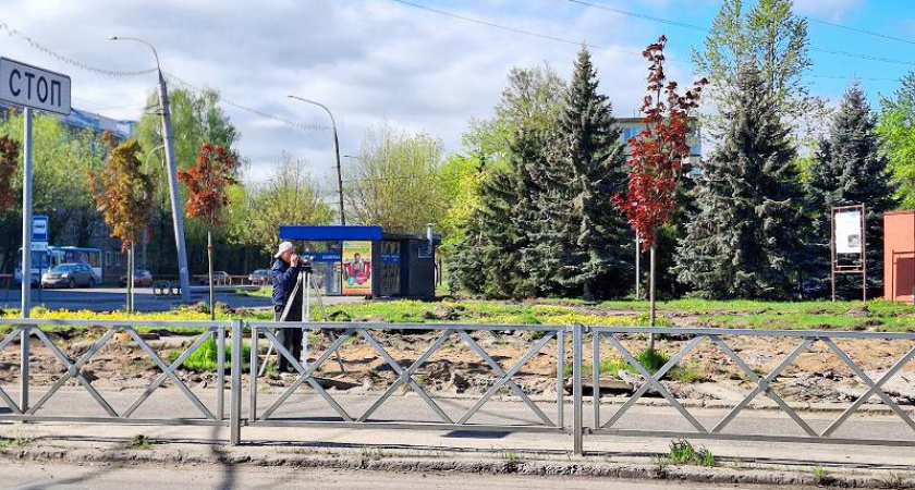 В Рыбинске идет благоустройство площади Жукова: укладывают плитку и готовят фонтаны