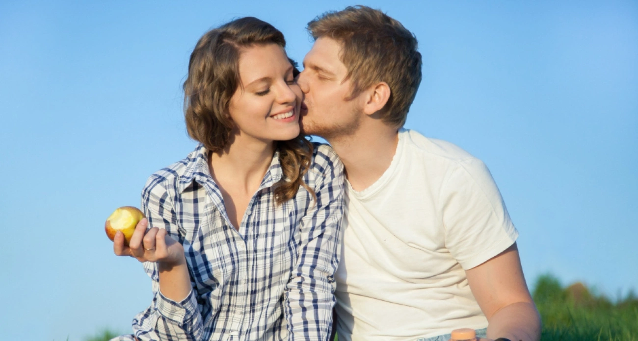 Мужчины грезят о них: определены самые верные супруги среди всех знаков