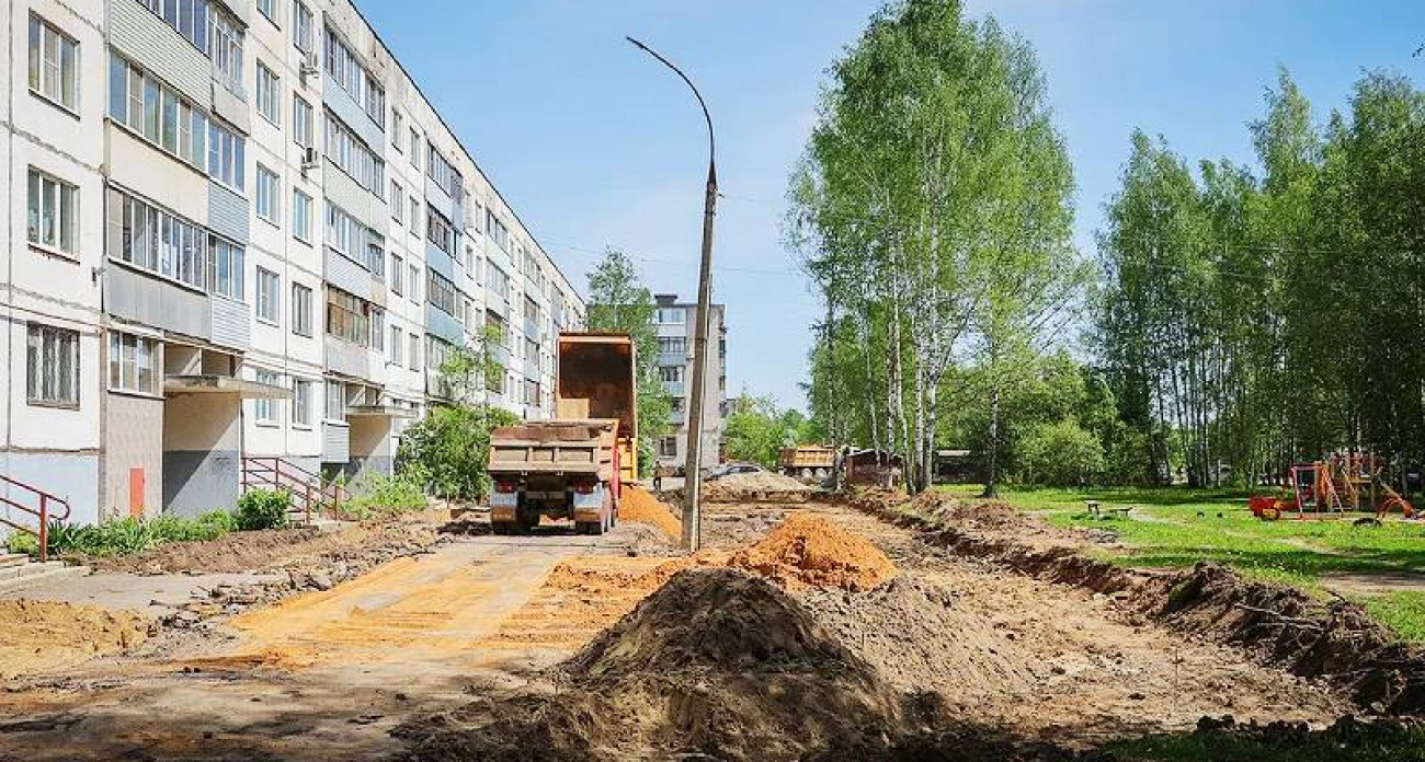 Ремонт дворов в Рыбинске: работы идут в восьми из десяти объектов
