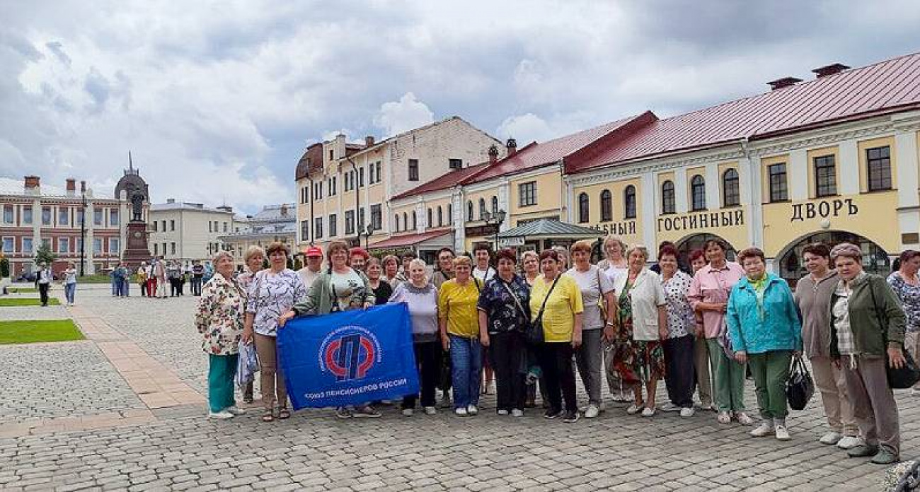 Пенсионеры из трех областей открыли для себя "величие крупнейшего искусственного водоема" в Рыбинске