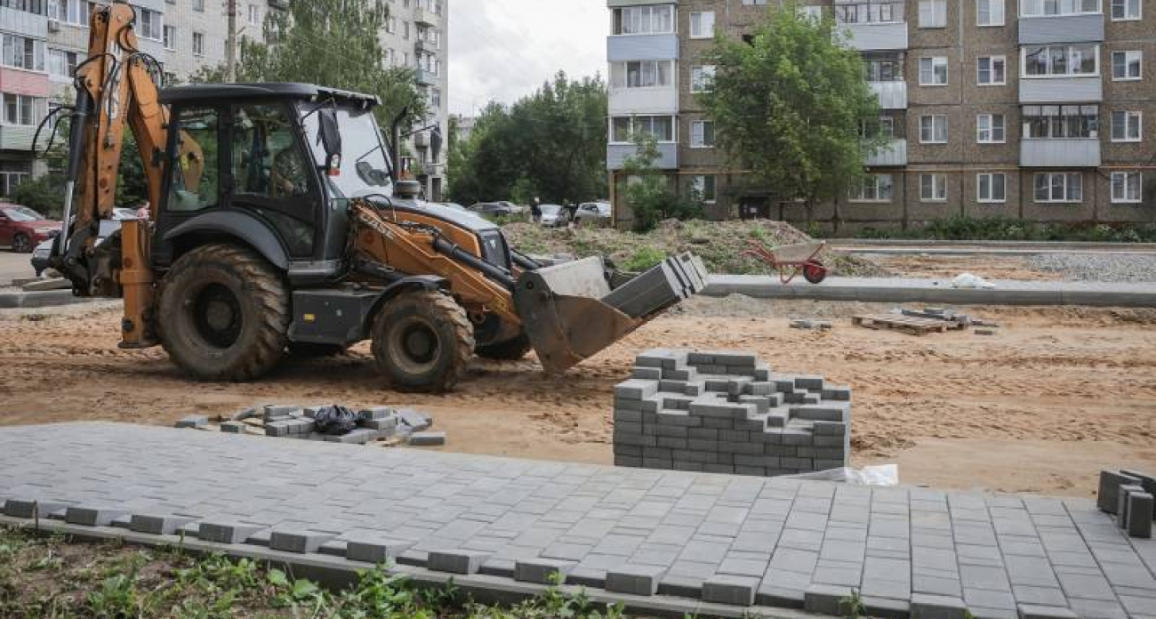Двор на Колышкина, 13 доделают за две недели после расторжения договора с "Анкер"