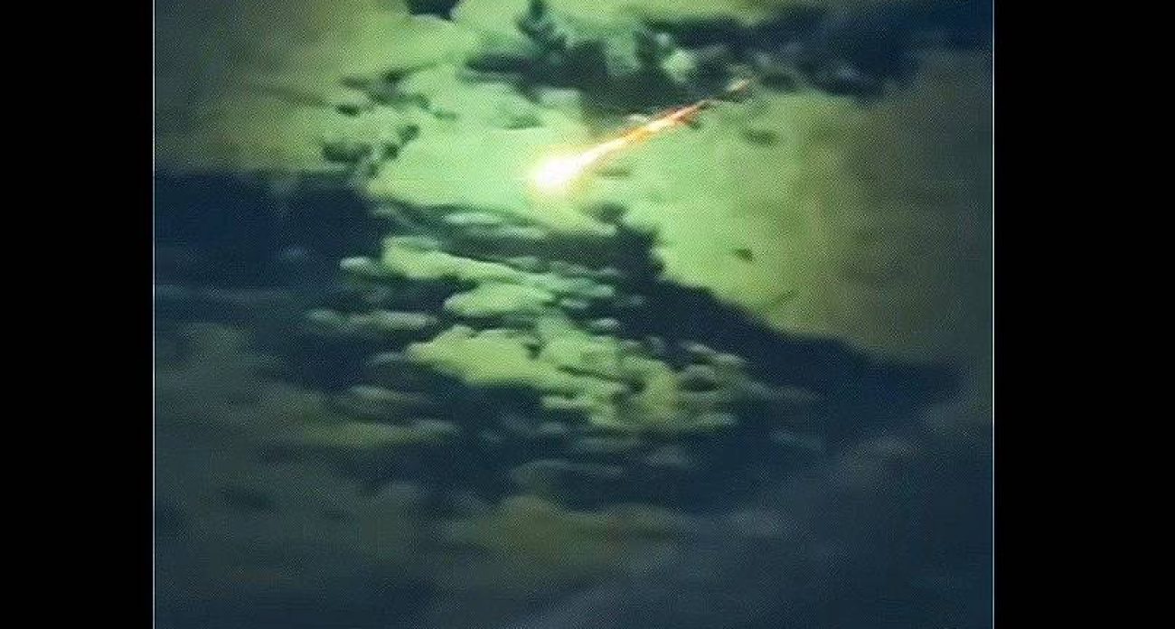 Метровый железный метеорит взорвался над Новгородской областью после полета со скоростью 35 км/с