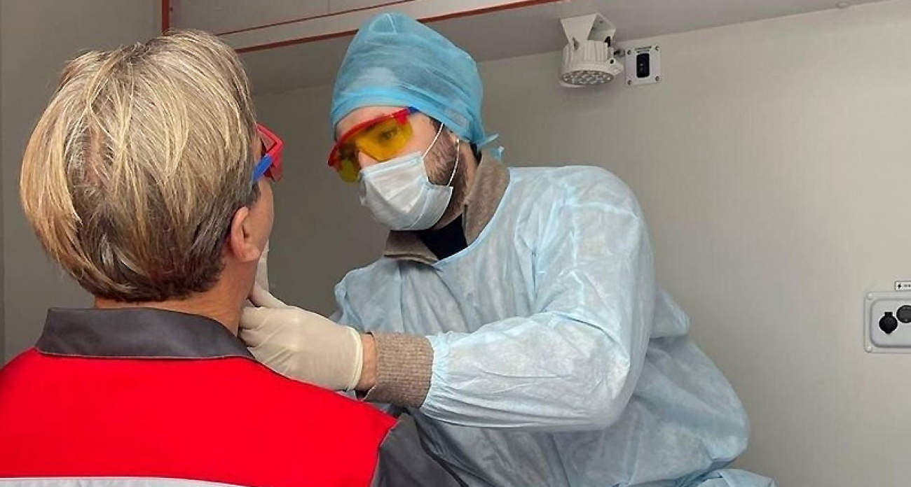 Мобильные бригады врачей обследовали 700 заводчан Рыбинска и выявили опасные патологии