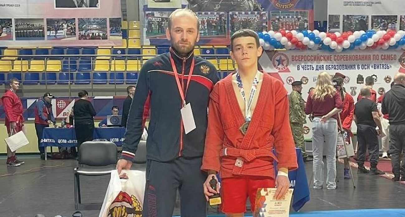 Рыбинские самбисты завоевали 10 медалей на турнирах в честь спецназа "Витязь" и Храмова