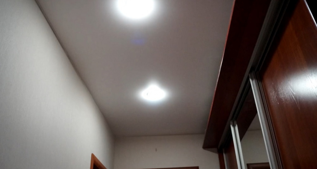 Опытный монтажник объясняет, почему отказывается от натяжных потолков и что советует вместо них