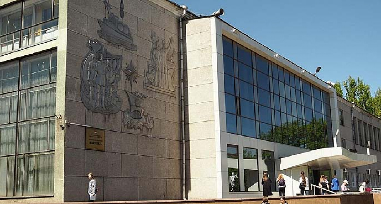 ДК "Вымпел" обновят на 25 млн рублей после расторжения контракта с подрядчиком