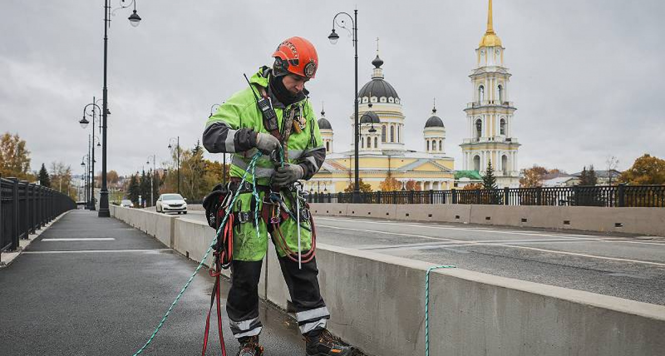 4000 светильников за 158 млн: Волжский мост в Рыбинске засияет к Нашествию Дедов Морозов