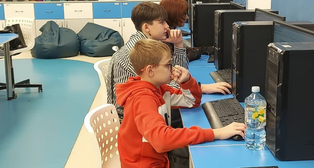 Рыбинские школьники победили 24 тысячи участников в космической олимпиаде из 86 регионов