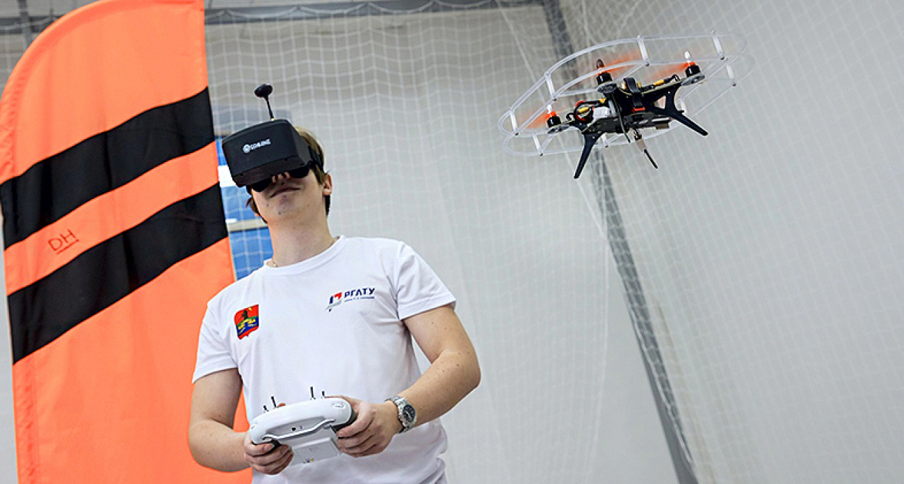 За год в Рыбинске подготовили 250 операторов дронов на 45 млн рублей — теперь обучают чиновников