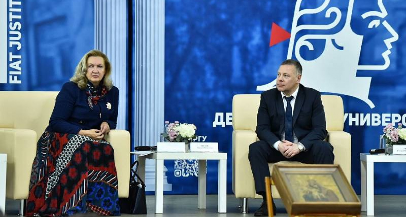 В Ярославле открылась выставка "Императорская Академия наук": 300 лет достижений во благо России