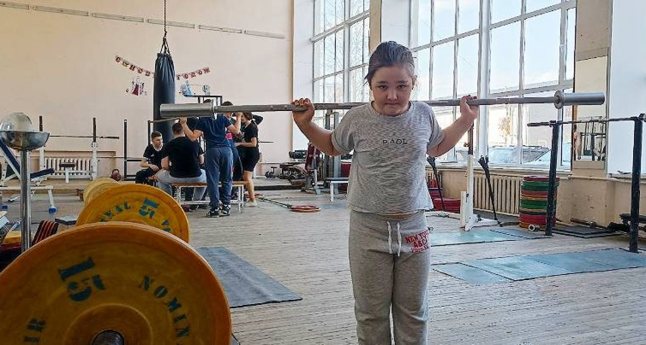 16 золотых медалей: рыбинские тяжелоатлеты разгромили соперников на областном первенстве