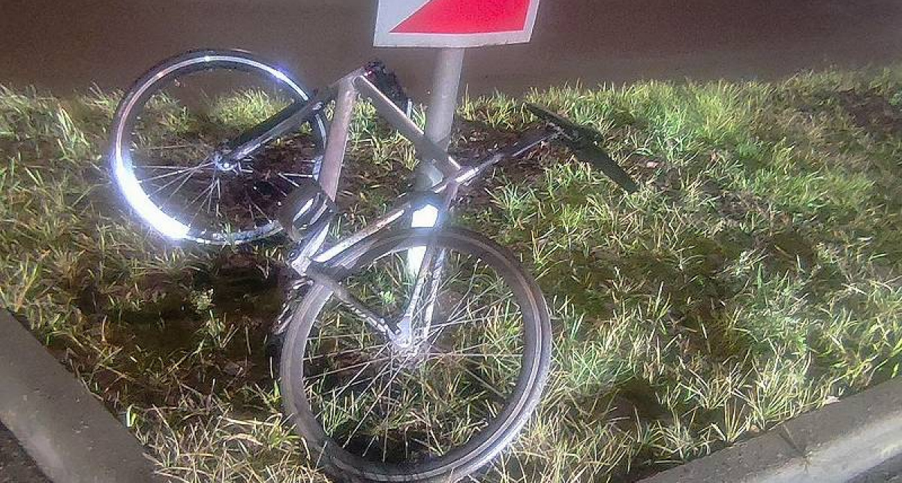 Renault сбил 25-летнего велосипедиста под железнодорожным мостом в Рыбинске