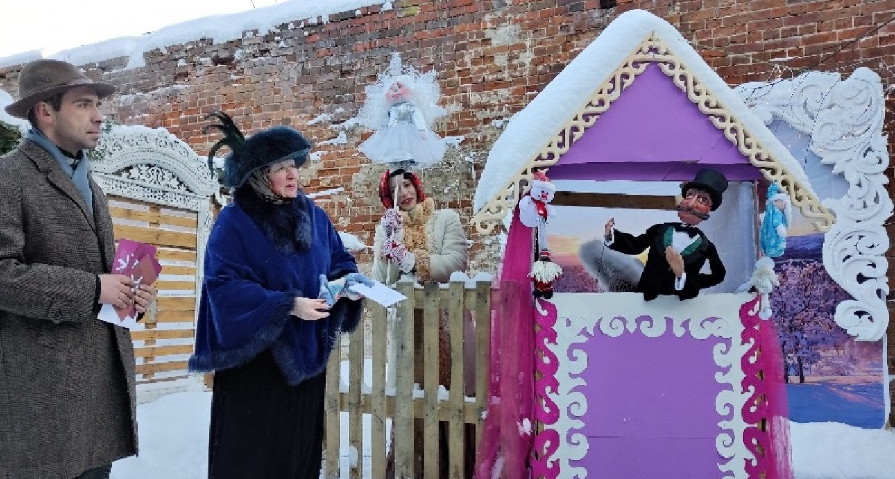 Как маленький мальчик 200 лет назад мечтал сфотографировать снежинку: бесплатный спектакль во дворе на Казанской