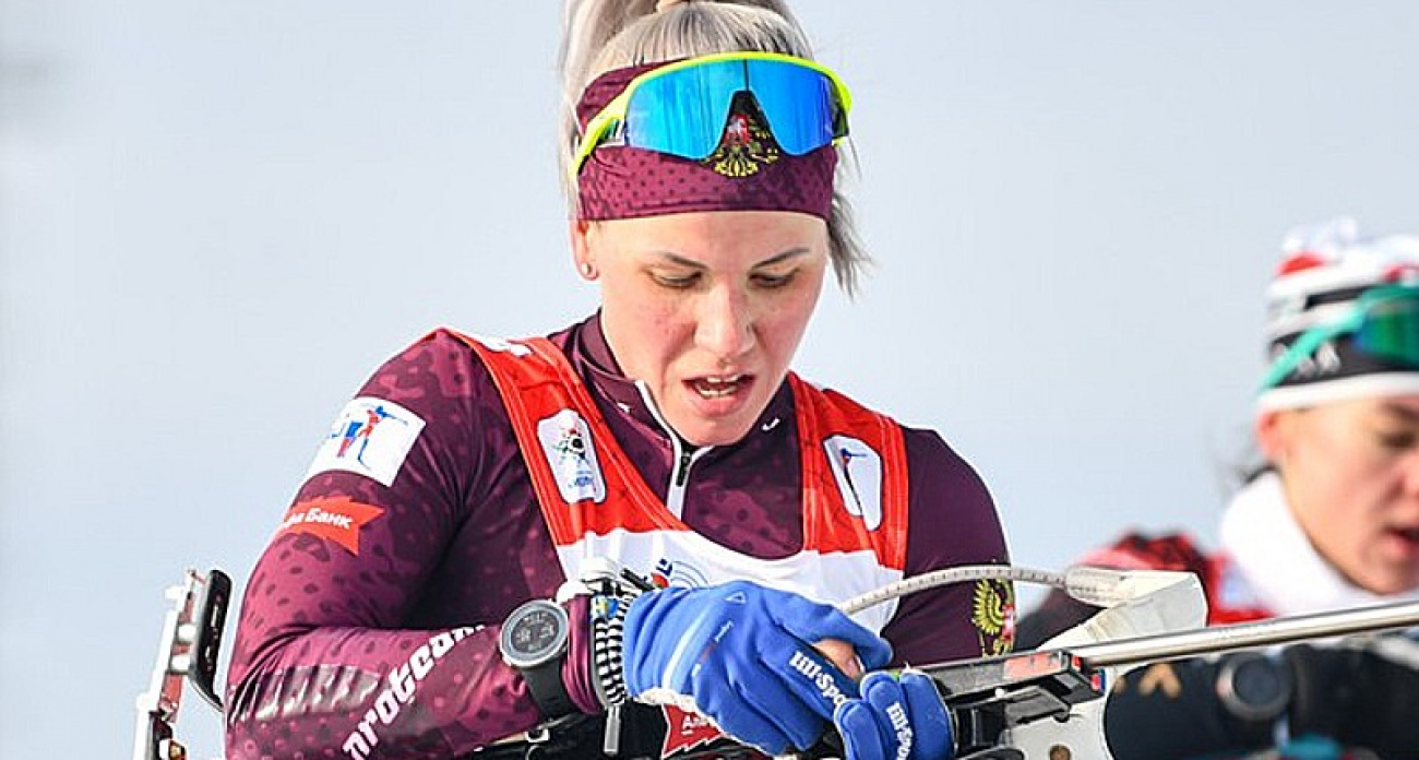 Бажин и Резцова захватили золото Кубка России в Демино: лидер общего зачета укрепил позиции