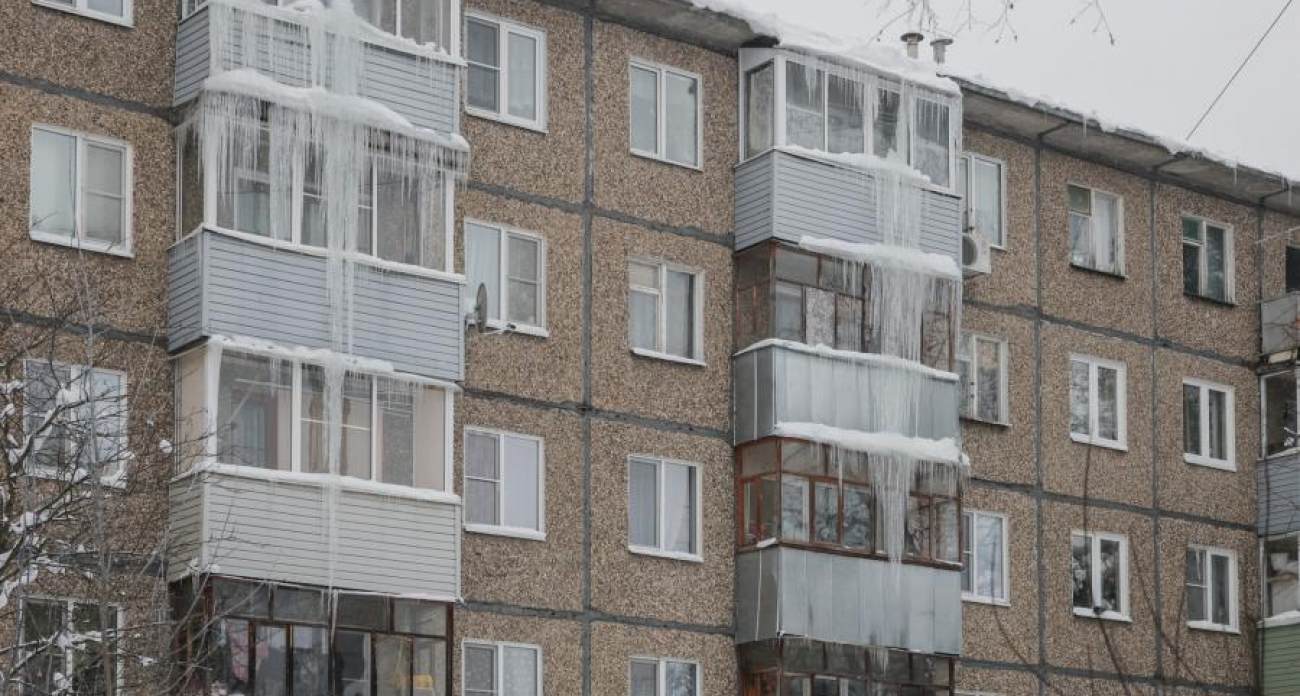 45 протоколов и штрафы на миллион: как в Рыбинске наказывают за сосульки после проверки 500 объектов