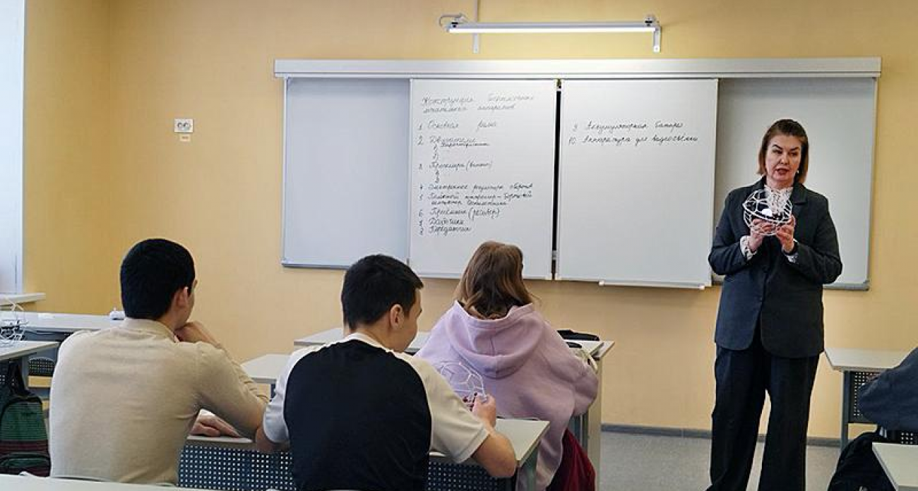 Школа №17 в Рыбинске открылась с опозданием на полтора месяца после капремонта за 19 млн