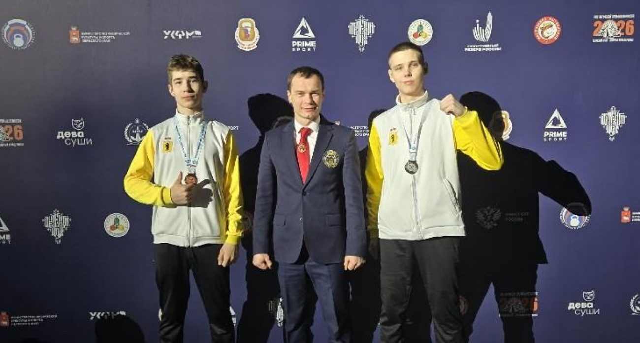 Лишь вес решил судьбу золота: рыбинские гиревики покорили первенство России среди 600 участников