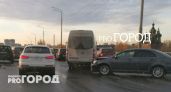 В Ярославле произошло 52 ДТП из-за гололеда, самое крупное - на Толбухинском мосту