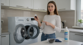 Колпачок в барабан — и ваша стиральная машина станет чистой: загрязнения выйдут темными хлопьями