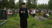 Священник предупредил: это обычное действие категорически запрещено на кладбище в Троицу, последствия серьезны