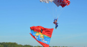 В Каменниках 16 августа: полет АН-2, парашютисты и армейская каша на Дне Рыбинского округа