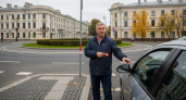 99% водителей делают это неправильно: что происходит с теми, кто включает не тот поворотник на кольце