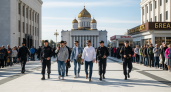 Туркменистан: страна, где горят Врата ада уже 50 лет, а за яйца занимают очередь с рассвета