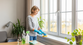 Этот секрет знают только клининговые компании: как вернуть пластиковым подоконникам первозданную белизну за 20 минут