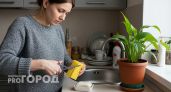 Свекровь показала гениальный трюк с использованными губками который экономит семейный бюджет