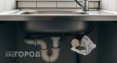 Забудьте о дорогой химии: вонь из раковины исчезнет навсегда если вы поправите всего одну деталь под сливом
