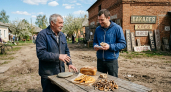 Итальянский ведущий НТВ попробовал волжский камень и хлеб без муки в Рыбинске