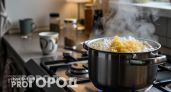 Перестаньте портить пасту в дуршлаге: почему промывка водой лишает блюдо ресторанного вкуса и текстуры