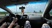 Хватит тратить топливо впустую: автомеханик объяснил, как на самом деле нужно прогревать мотор летом