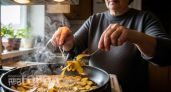 Перестаньте портить жареную картошку: узнайте точный момент для соли, чтобы получить идеальную хрустящую корочку