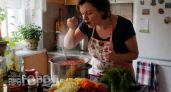Перестаньте мучиться с цветом борща: вот как правильно подготовить свеклу чтобы он стал ярко рубиновым