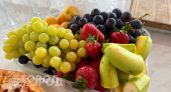 Вас обманывают в июне: один простой признак поможет вычислить опасные овощи и фрукты в магазине
