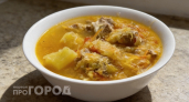 Хватит спорить о порядке закладки продуктов в щи: шеф-повар объяснил простую логику идеального супа