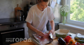 Выкинула дорогую ветчину из рациона: готовлю нежнейшее мясо из дешевых кусков по простому методу в духовке
