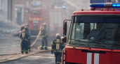 В Рыбинске при пожаре в заброшенном здании пострадали люди