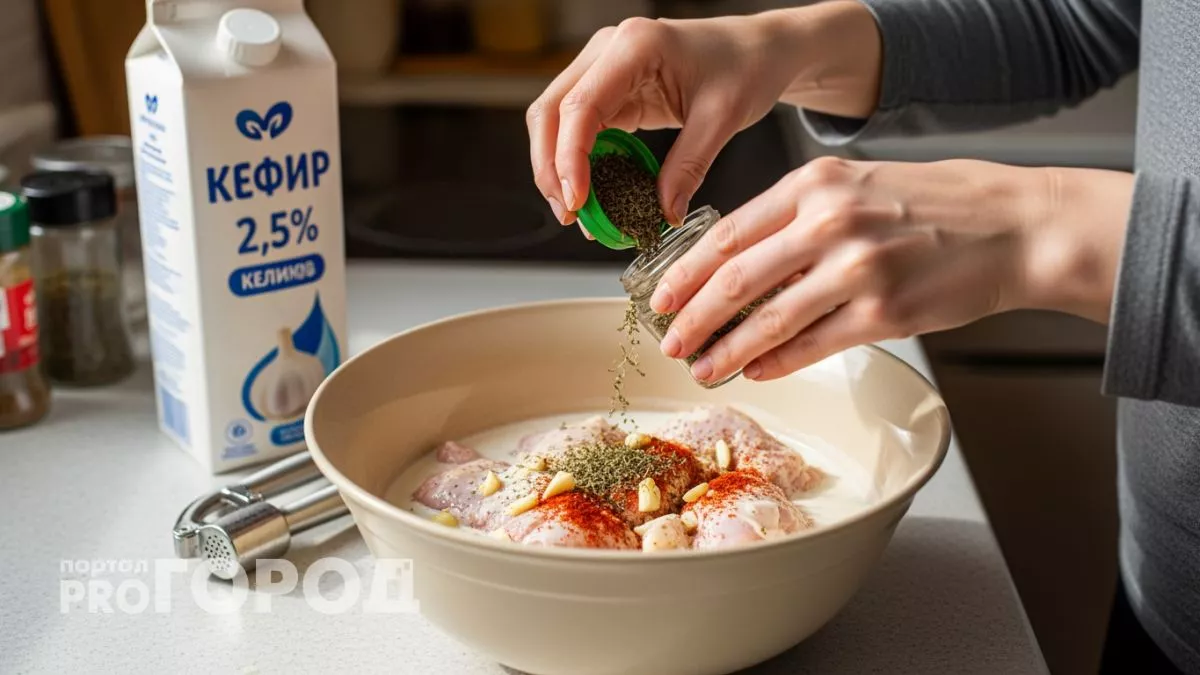 Курица в кефире за час превращается в такую нежность что даже дети просят добавку