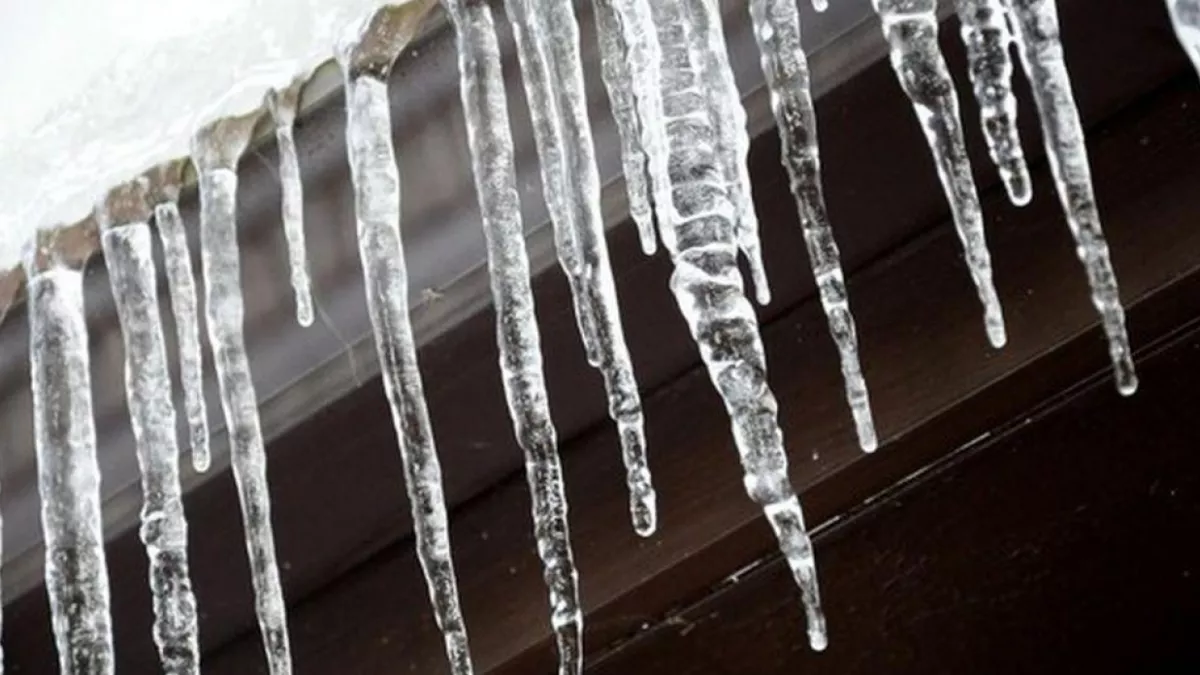 Ресторатора заставили заплатить 18 тысяч за чужую сосульку