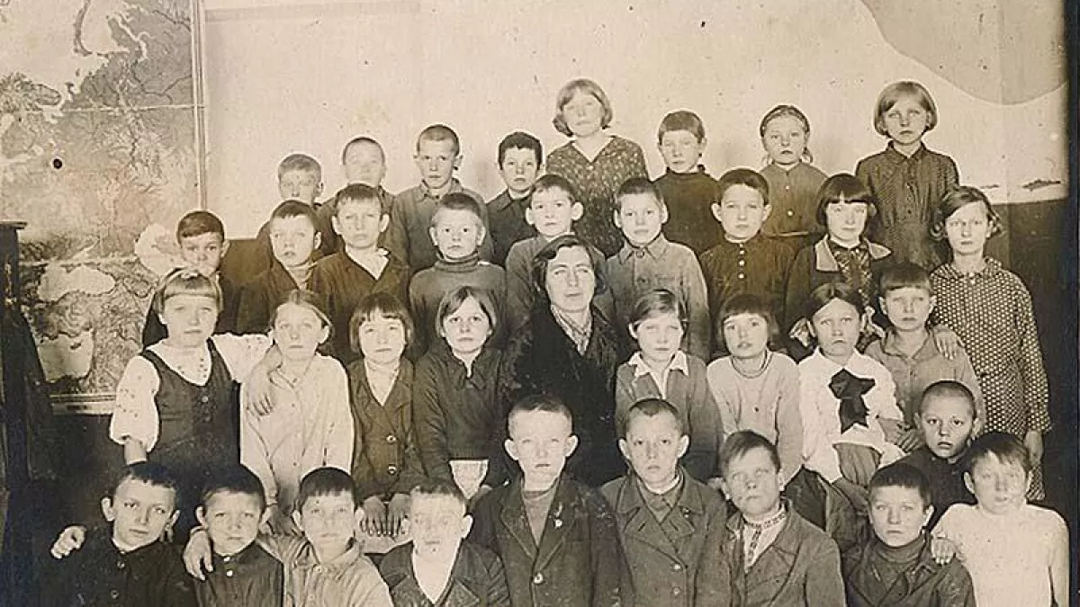 90 лет назад Рыбинск потребовал школы для переселенных мологжан