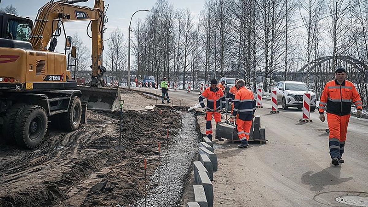 В Рыбинске достроят тротуар на Коллективизации: осталось 400 метров