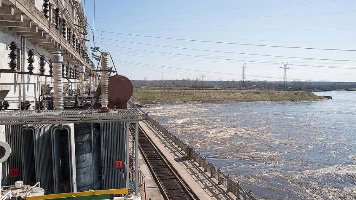 На Угличской ГЭС открыли донные затворы из-за роста притока воды
