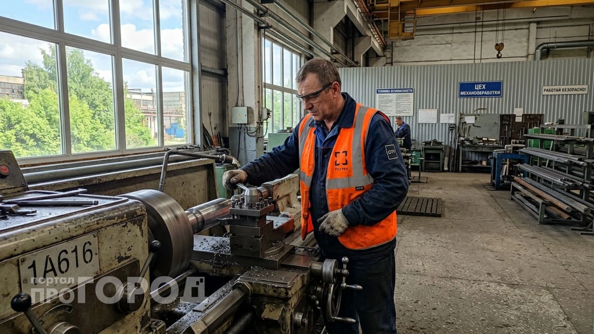 Планы на майские 2026 придётся менять — вместо длинных каникул нам оставили всего шесть дней отдыха