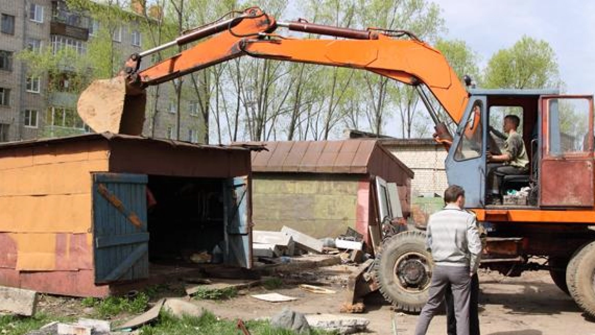 13 апреля в Рыбинске вскроют семь бесхозных гаражей на Глебовской