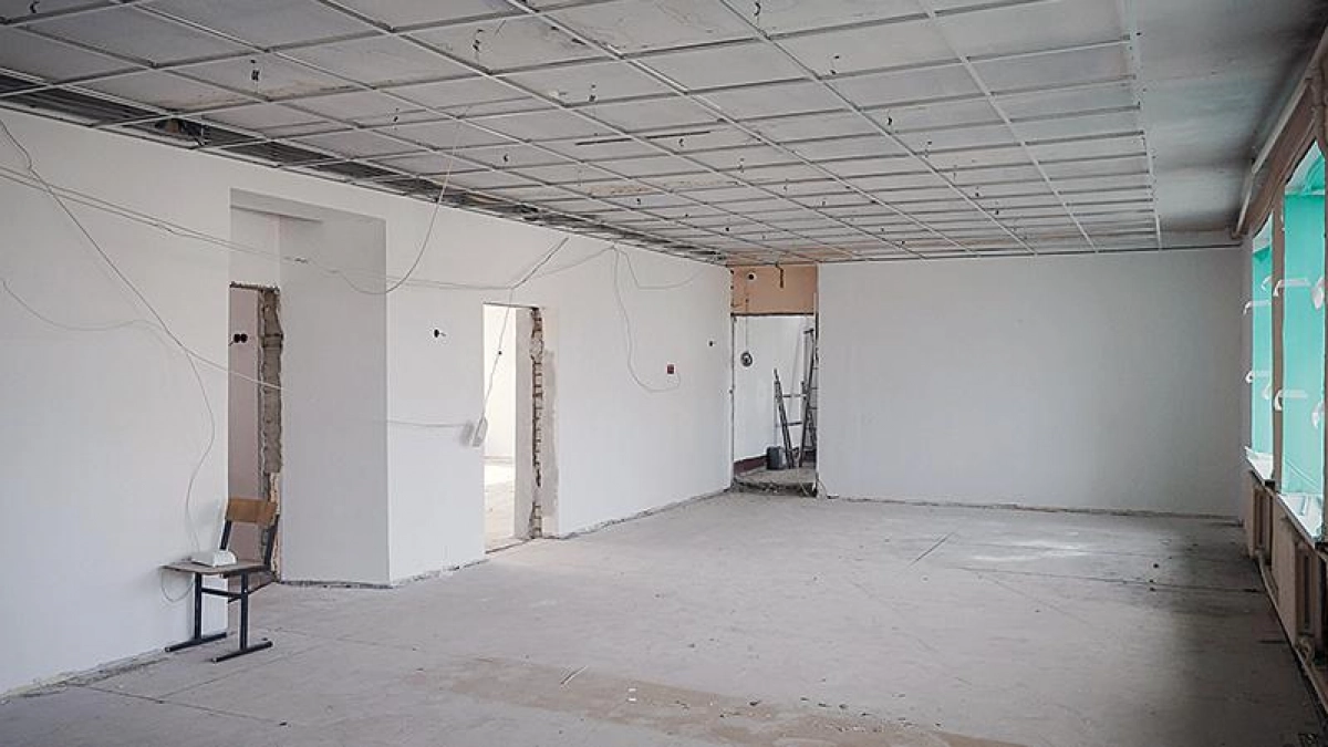 Школа №21 в Рыбинске получит мурал и подсветку за 127 млн рублей