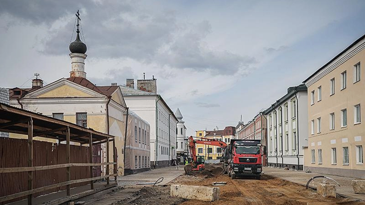 В Преображенском переулке Рыбинска меняют все коммуникации сразу