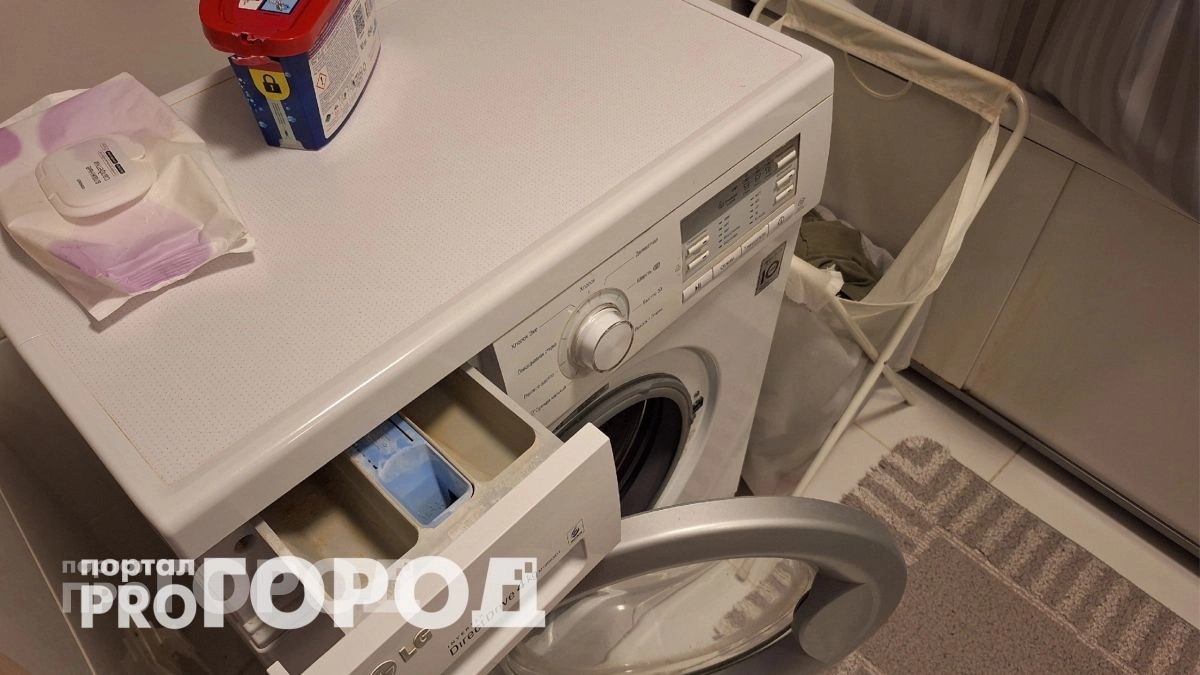 Больше не нужно кипятить белье: кладу один аптечный пакетик в барабан и возвращаю вещам ослепительный вид