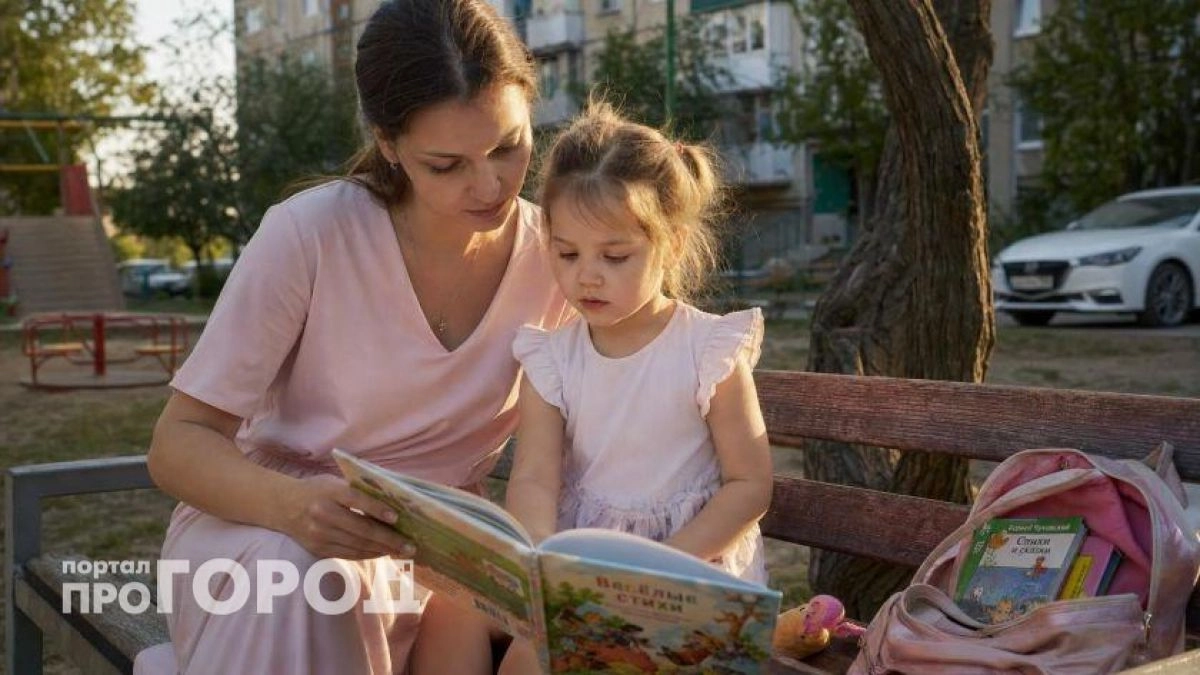 Ребенок игнорирует книги: пять рабочих способов превратить ежедневное чтение в любимое занятие для детей